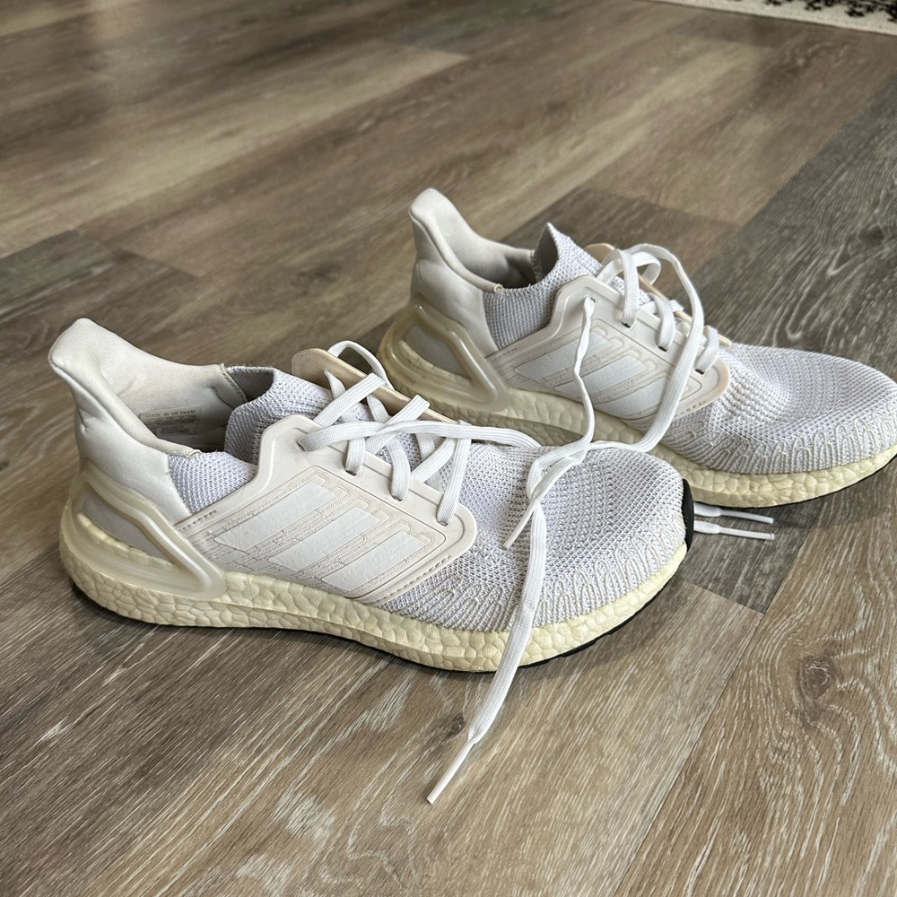 Adidas ultra boost womens 7.5 - white